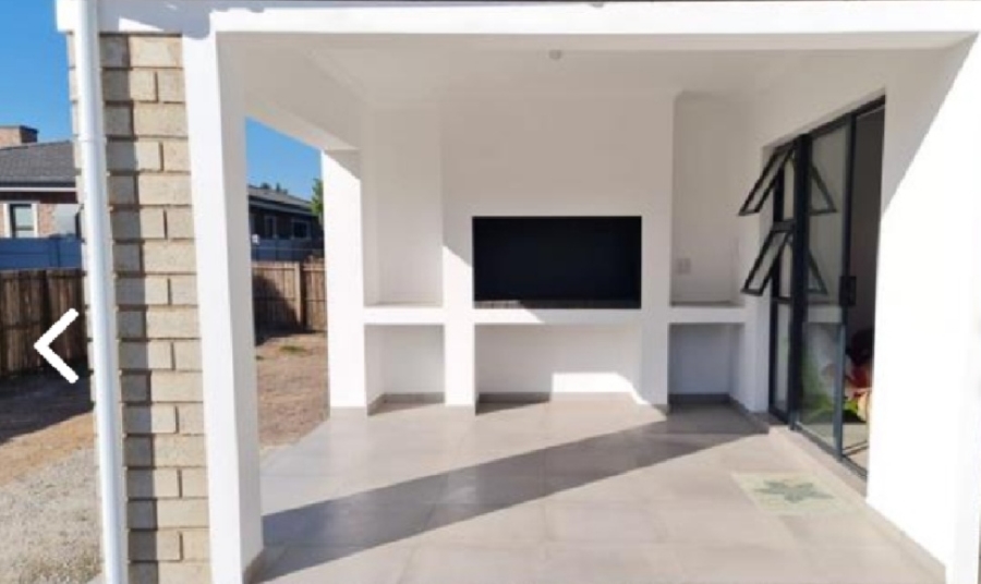 3 Bedroom Property for Sale in Aston Bay Eastern Cape